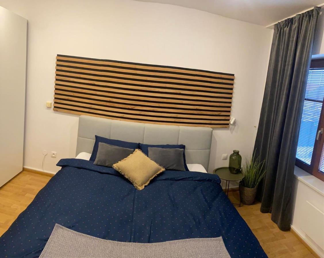 Apartmán Lara Komárno Esterno foto